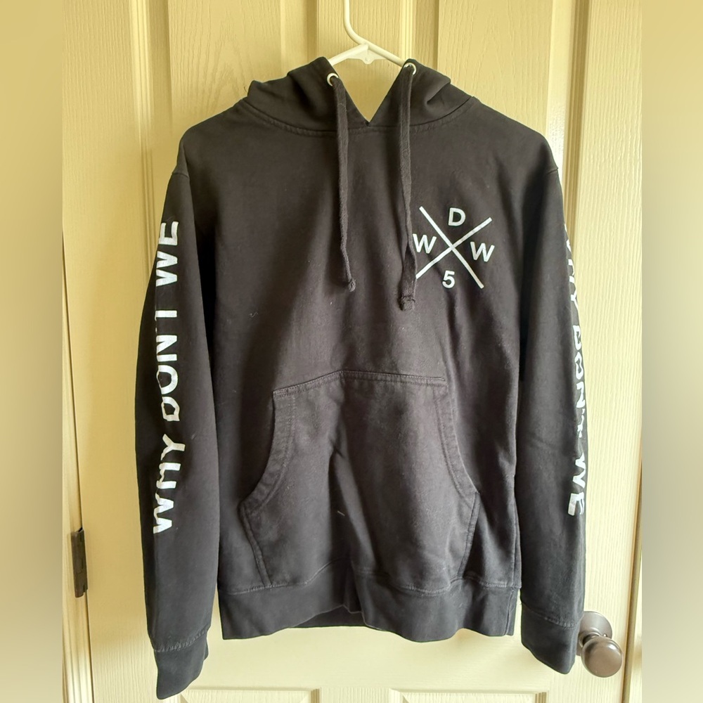 WDW Why Don’t We Eight Letters Concert Sweatshirt Black and White Size Small